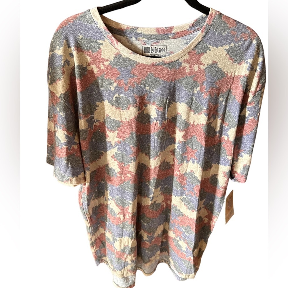 Lularoe XL heather Patrick. Abstract flag print. NWT.‎